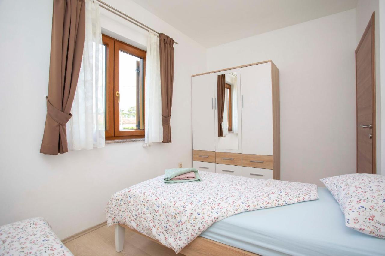Apartmani Marica Plomin Eksteriør bilde