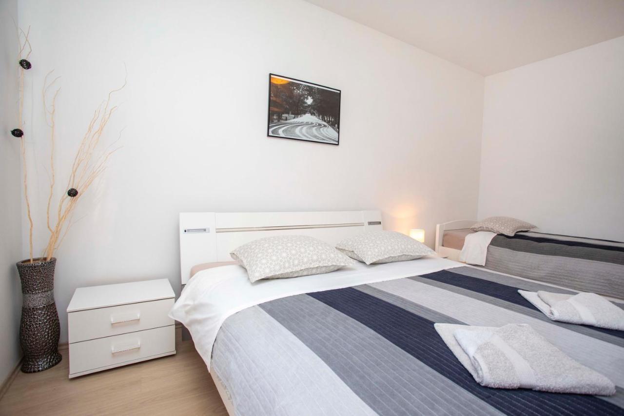 Apartmani Marica Plomin Eksteriør bilde